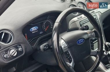 Минивэн Ford S-Max 2010 в Калуше