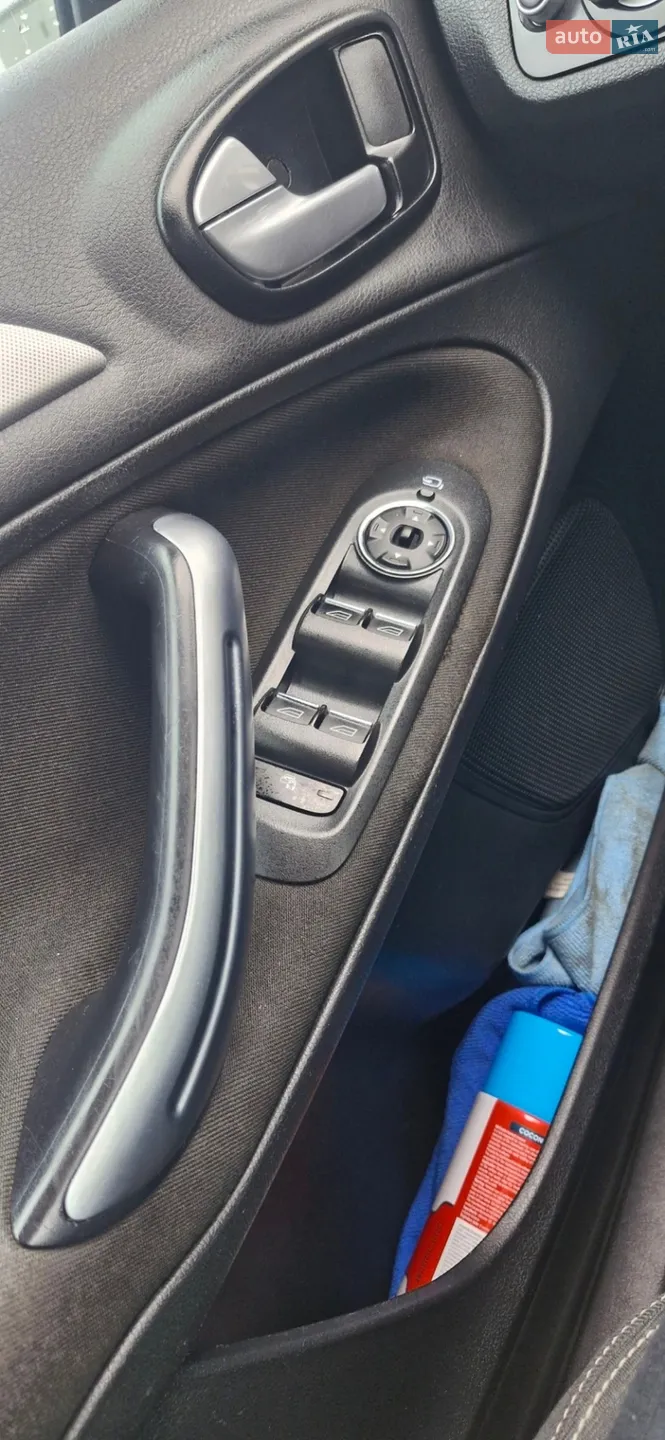 2010 Ford S-MAX - мініатюра 19