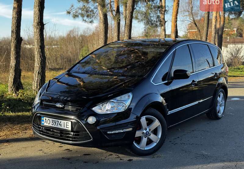 Ford S-Max 2011