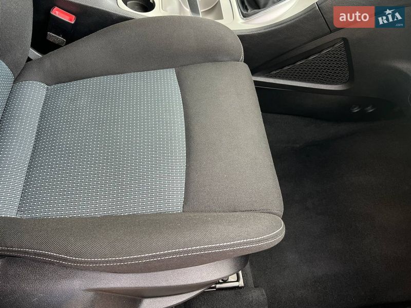 Минивэн Ford S-Max 2011 в Тульчине