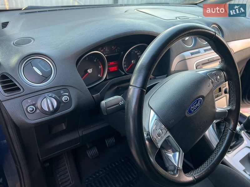 Минивэн Ford S-Max 2011 в Тульчине