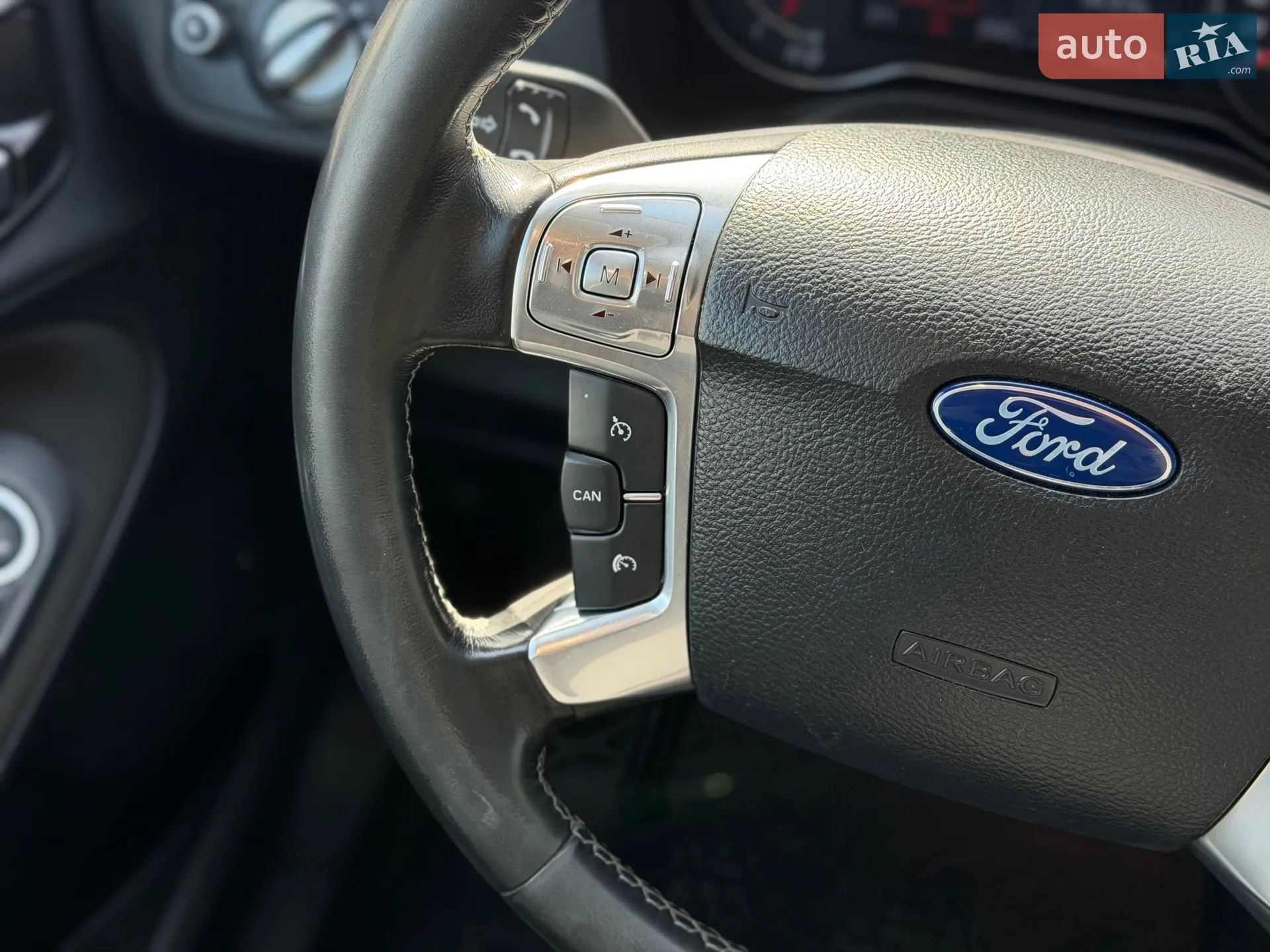 2011 Ford S-MAX - мініатюра 33