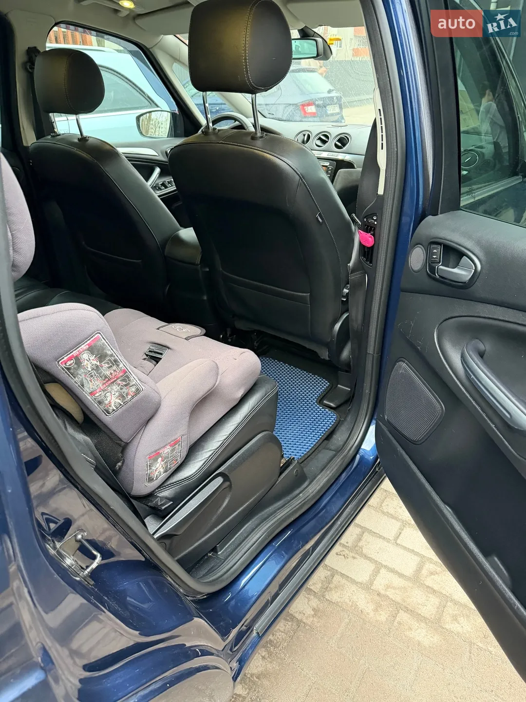 2011 Ford S-MAX - мініатюра 17