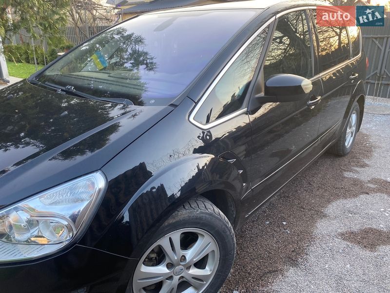 Ford S-Max 2010