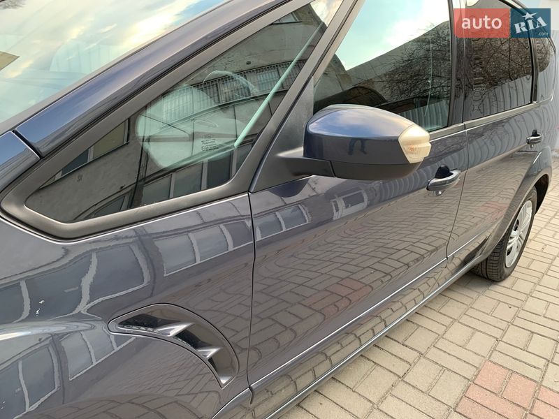 Минивэн Ford S-Max 2011 в Сумах
