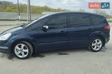 Минивэн Ford S-Max 2013 в Городке