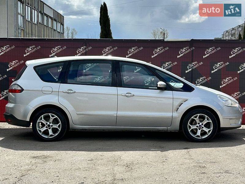 Минивэн Ford S-Max 2009 в Сумах
