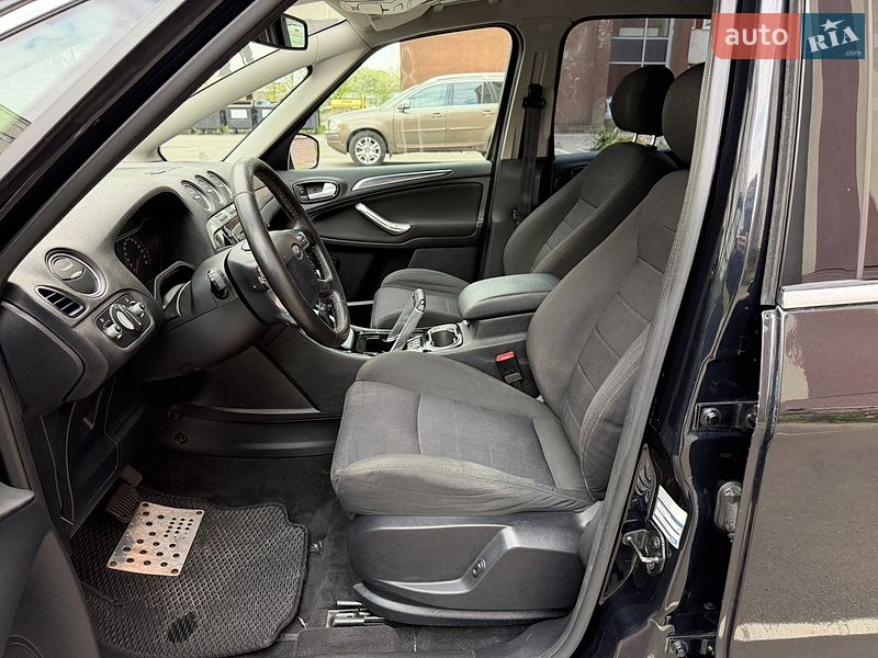 Минивэн Ford S-Max 2012 в Ровно