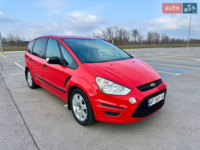 Минивэн Ford S-Max 2012 в Запорожье