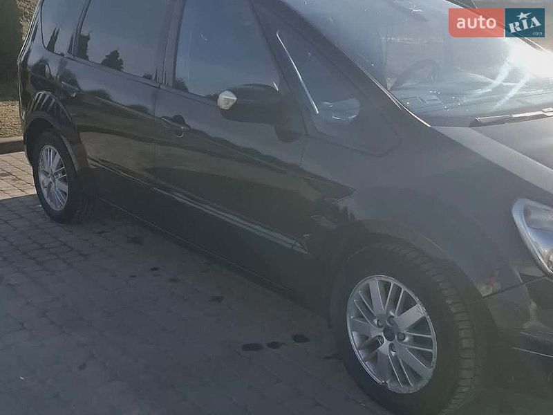 Минивэн Ford S-Max 2007 в Городке