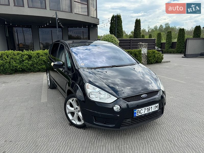 Минивэн Ford S-Max 2009 в Стрые
