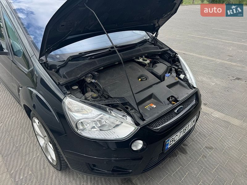 Минивэн Ford S-Max 2009 в Стрые