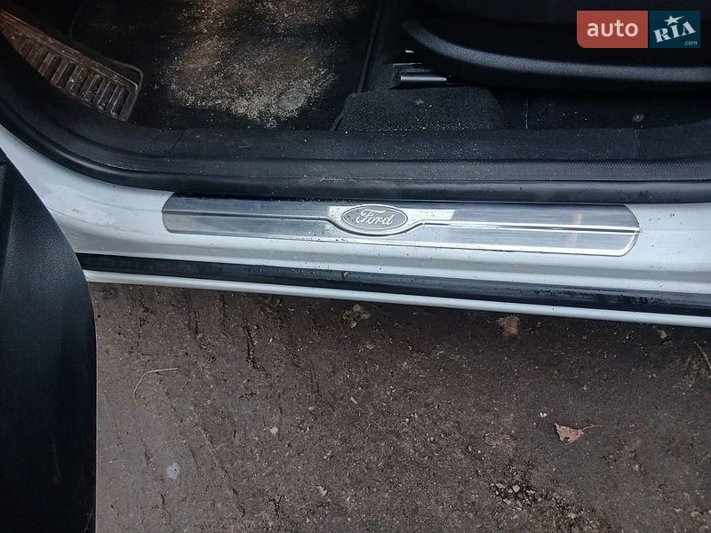 Минивэн Ford S-Max 2013 в Обухове