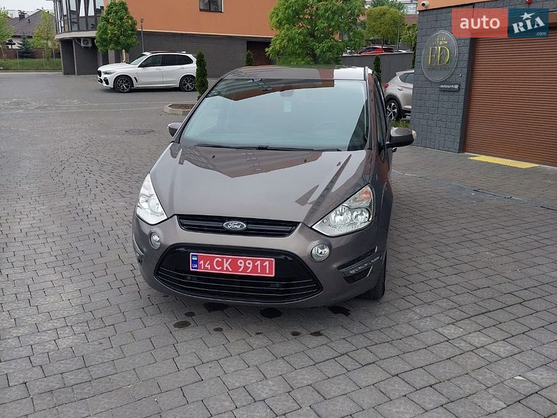 Минивэн Ford S-Max 2012 в Ивано-Франковске