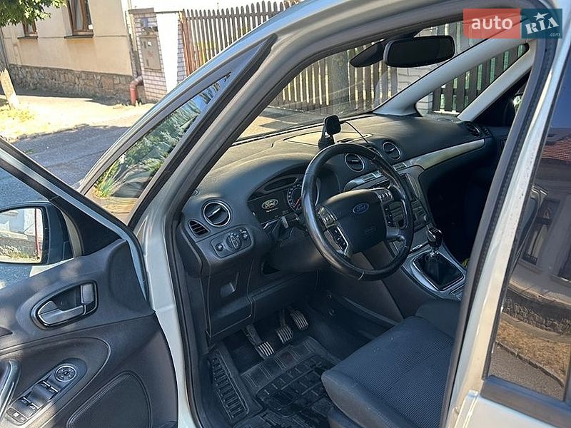Минивэн Ford S-Max 2008 в Киеве