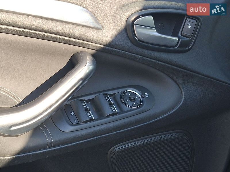 Мінівен Ford S-Max 2014 в Коростені