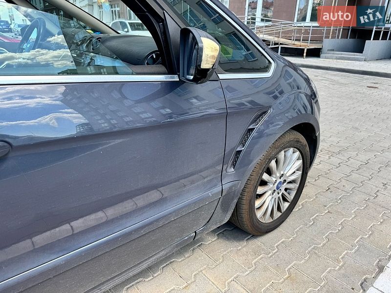 Минивэн Ford S-Max 2011 в Буче