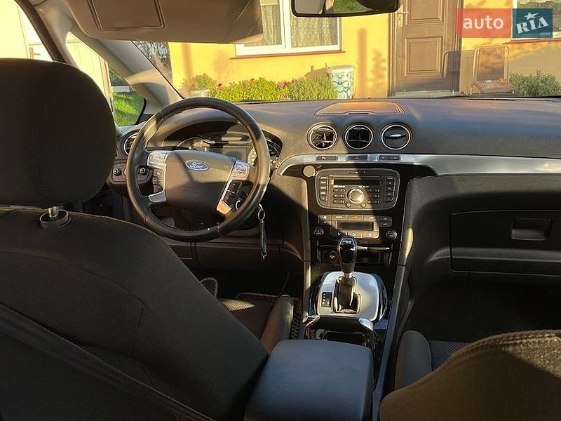 Мінівен Ford S-Max 2011 в Луцьку