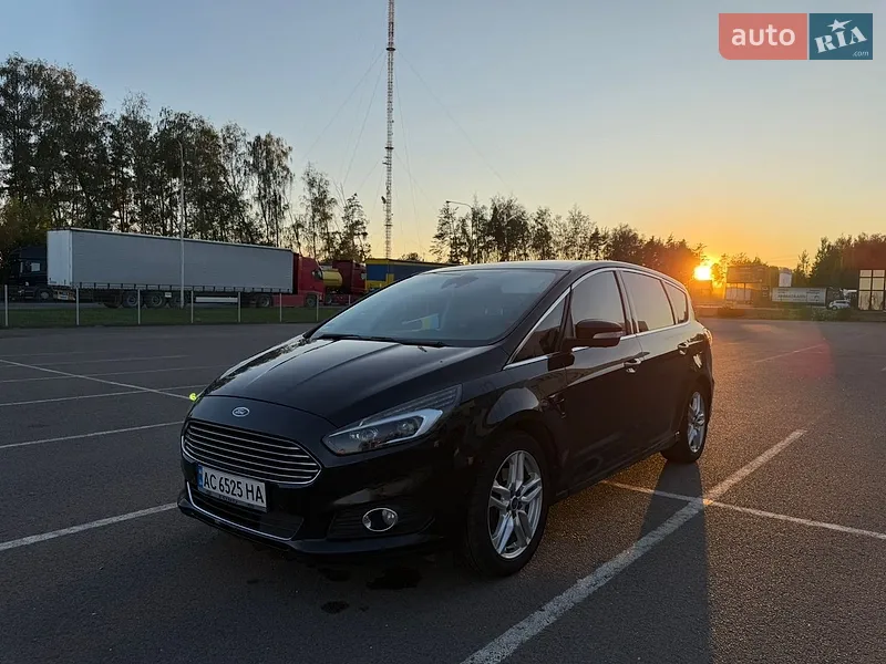 Ford S-Max