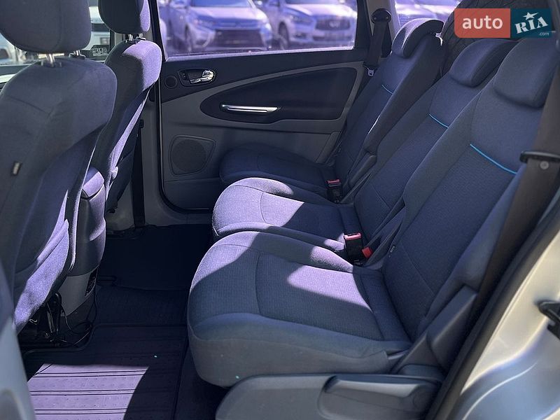 Минивэн Ford S-Max 2007 в Мукачево