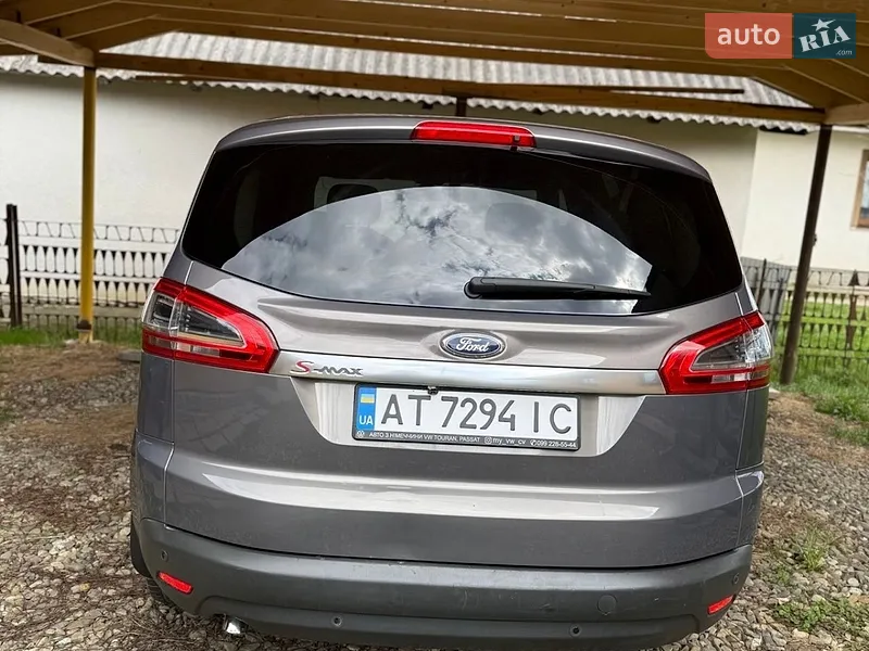 Ford S-Max
