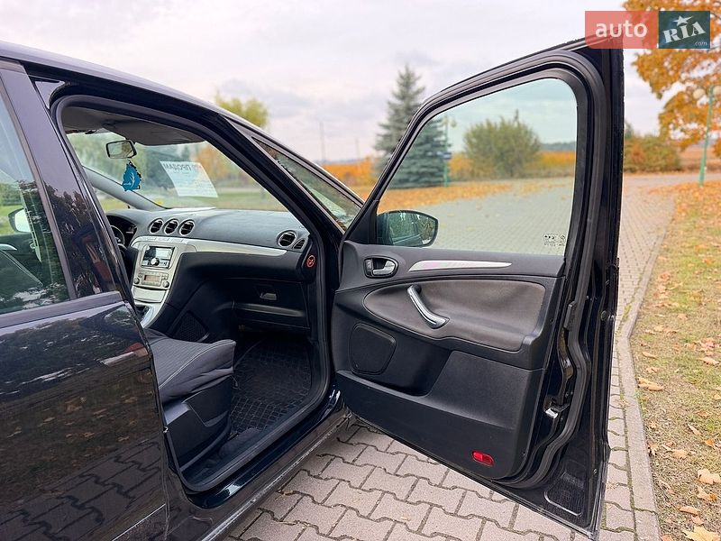 Минивэн Ford S-Max 2008 в Черновцах