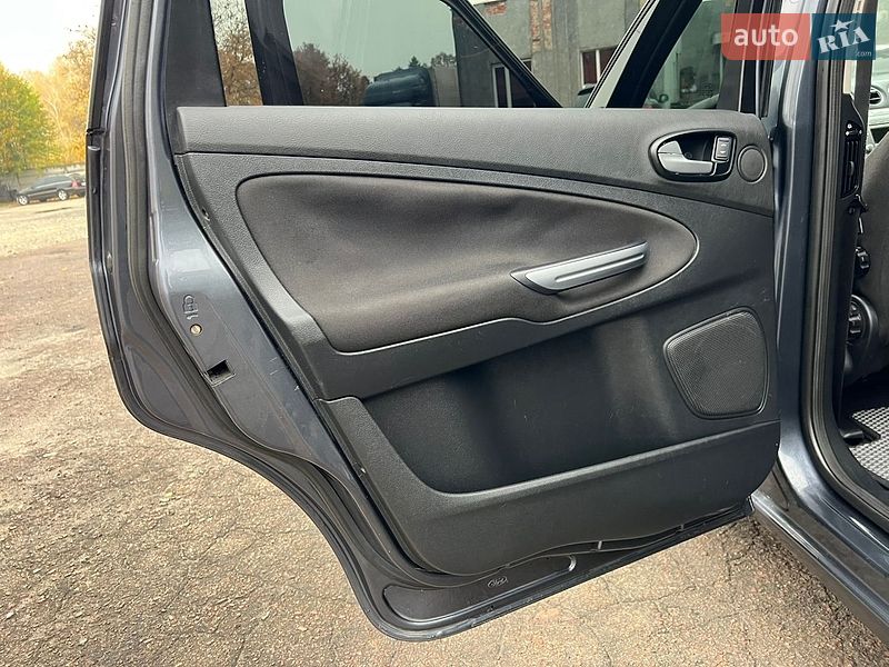 Минивэн Ford S-Max 2009 в Ровно