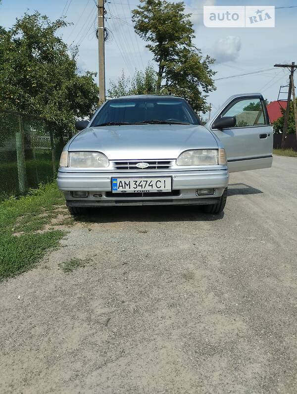 Хетчбек Ford Scorpio 1992 в Малині