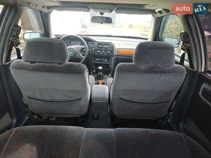 Хетчбек Ford Scorpio 1992 в Полтаві
