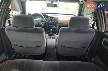 Хетчбек Ford Scorpio 1992 в 