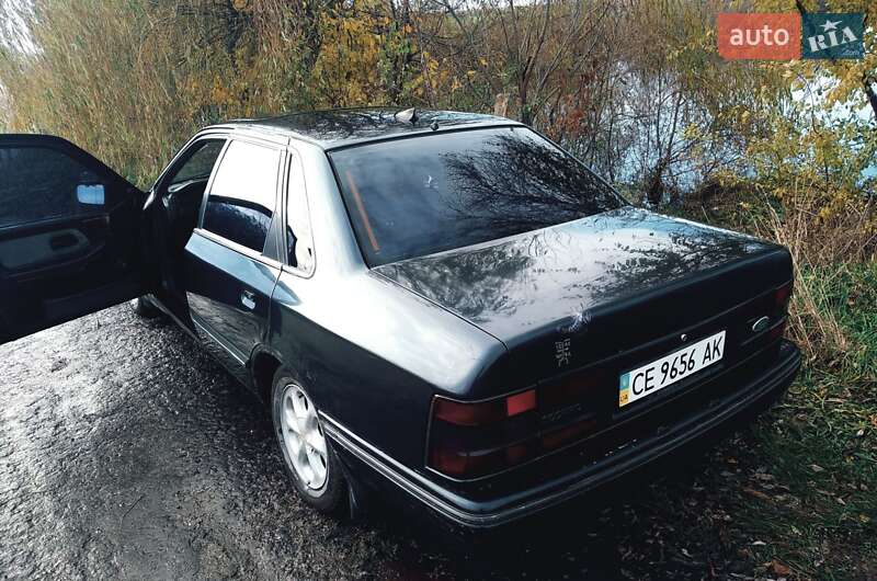 Седан Ford Scorpio 1993 в Монастыриске
