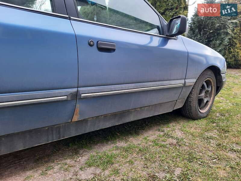 Лифтбек Ford Scorpio 1988 в Миргороде