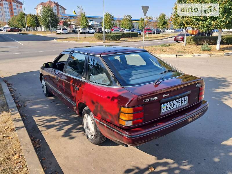 Седан Ford Scorpio 1990 в Бучі
