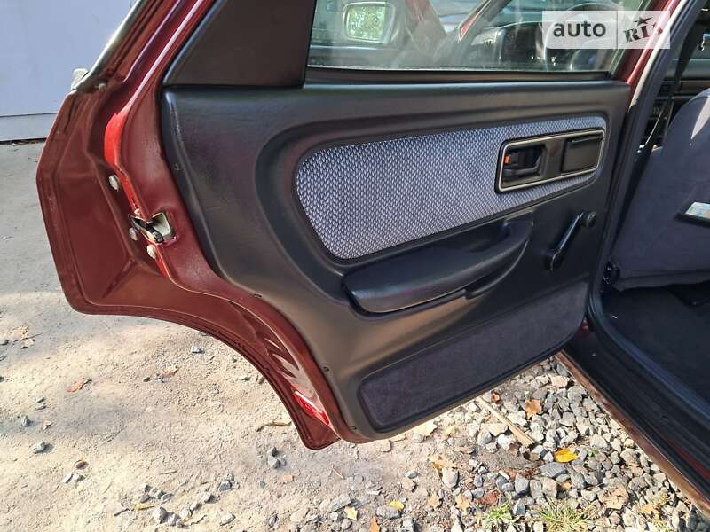 Седан Ford Scorpio 1990 в Бучі