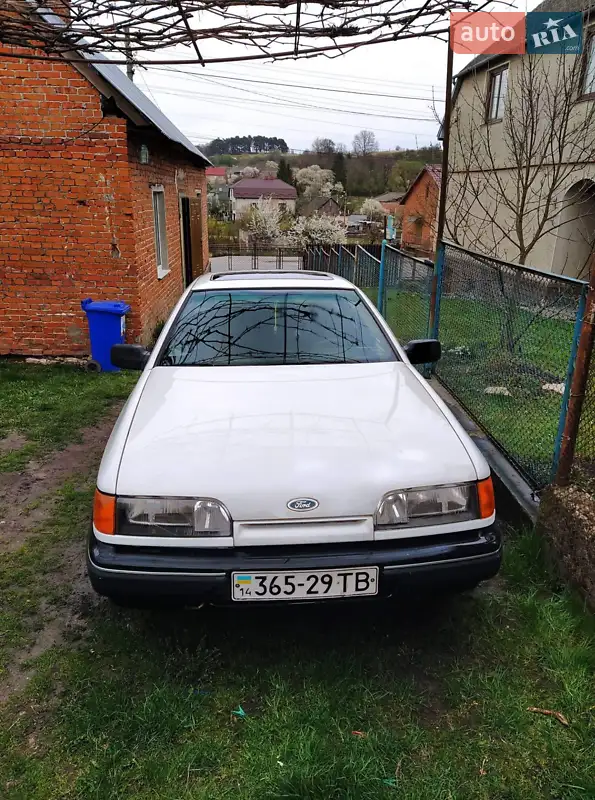 Лифтбек Ford Scorpio 1987 в 
