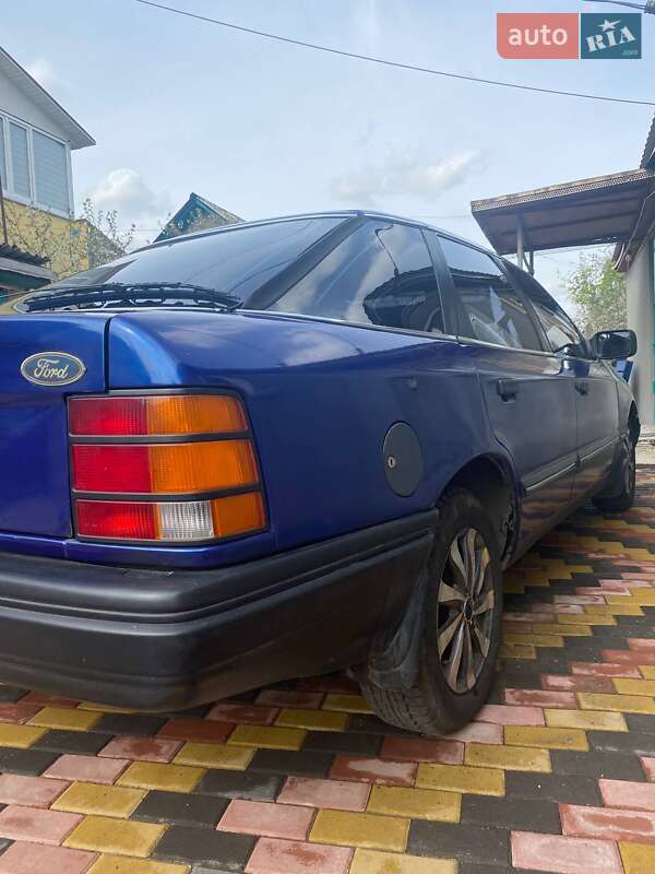 Ліфтбек Ford Scorpio 1985 в Києві