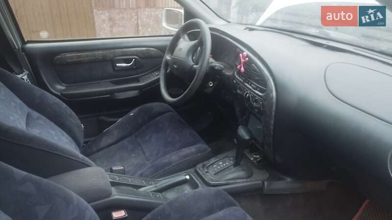 Седан Ford Scorpio 1996 в Черновцах