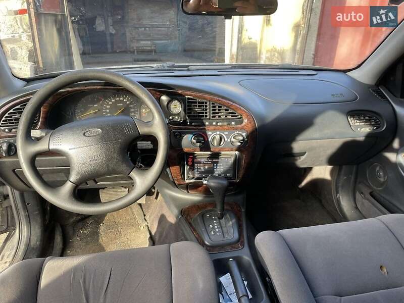 Седан Ford Scorpio 1985 в Кременчуге фото 4 Седан Ford Scorpio 1985 в Кременчуге