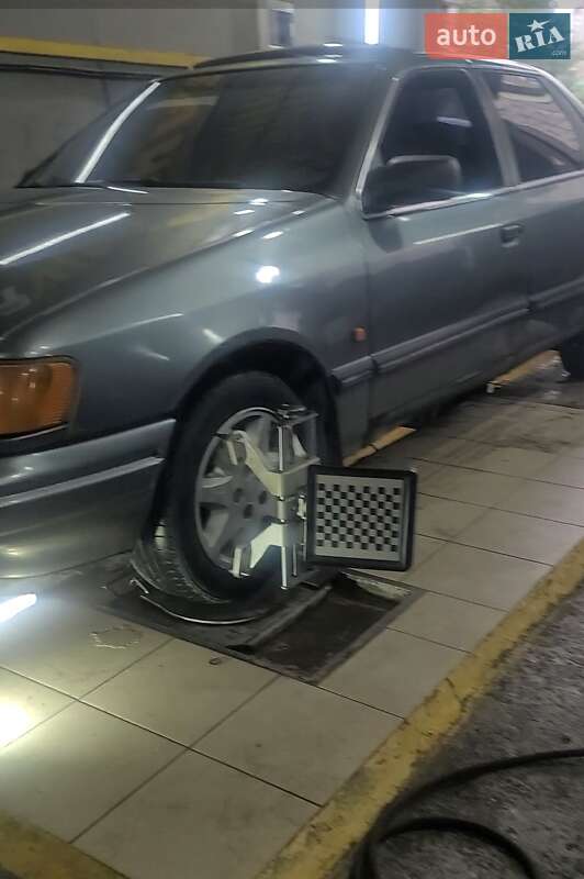 Седан Ford Scorpio 1990 в Києві