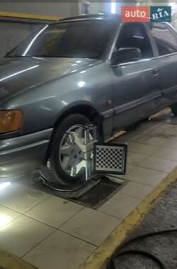 Седан Ford Scorpio 1990 в 