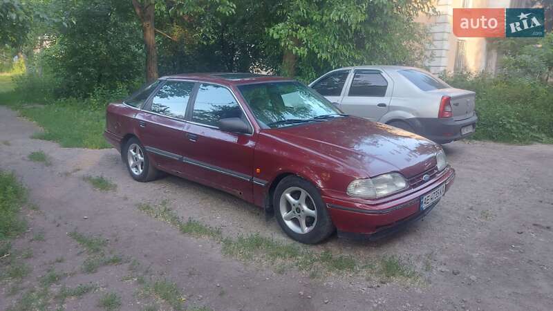 Лифтбек Ford Scorpio 1992 в Каменском