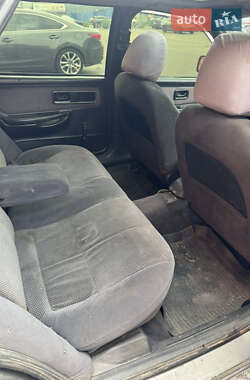 Ліфтбек Ford Scorpio 1988 в 