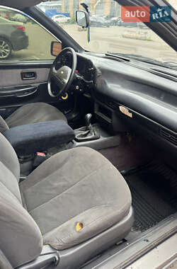 Ліфтбек Ford Scorpio 1988 в 