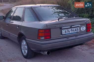 Лифтбек Ford Scorpio 1986 в 