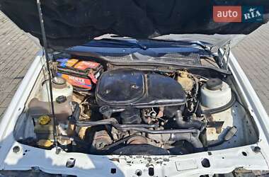 Лифтбек Ford Scorpio 1986 в 