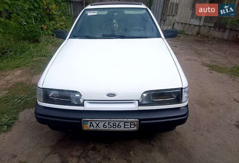 Ліфтбек Ford Scorpio 1989 в Богодухіву