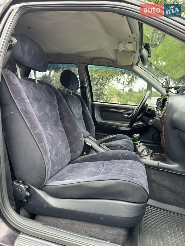 Седан Ford Scorpio 1996 в Радивиліві