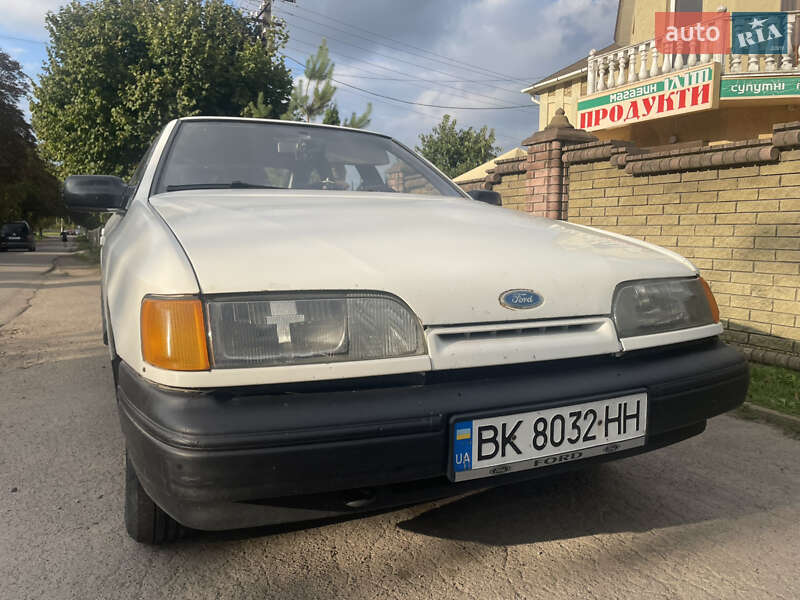 Седан Ford Scorpio 1986 в 