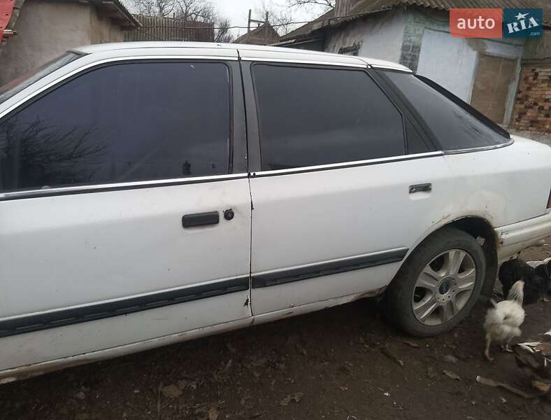 Седан Ford Scorpio 1985 в Великій Олександрівці