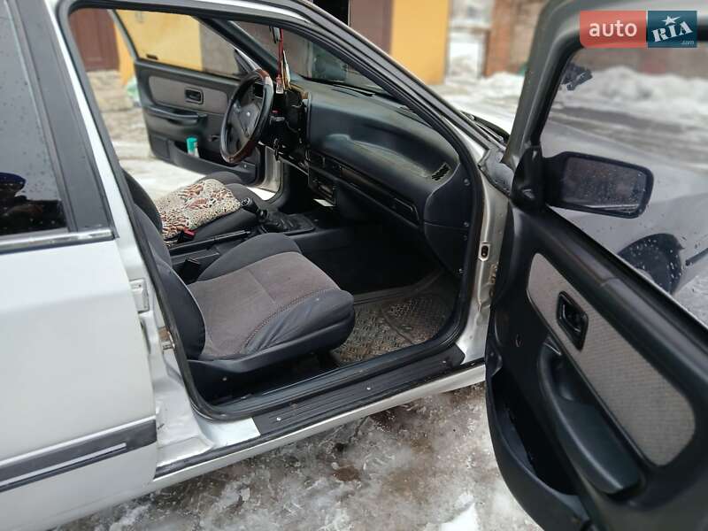 Лифтбек Ford Scorpio 1986 в Трускавце